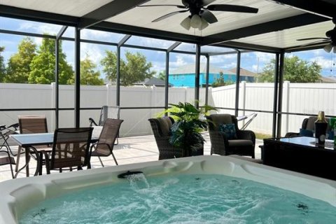Casa en alquiler en Wimauma, Florida, 6 dormitorios, 240.52 m2 № 1804041 - foto 4