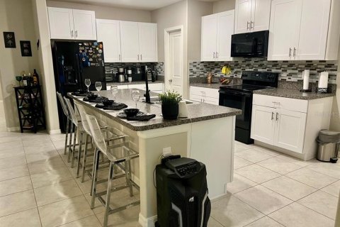 Casa en alquiler en Wimauma, Florida, 6 dormitorios, 240.52 m2 № 1804041 - foto 13