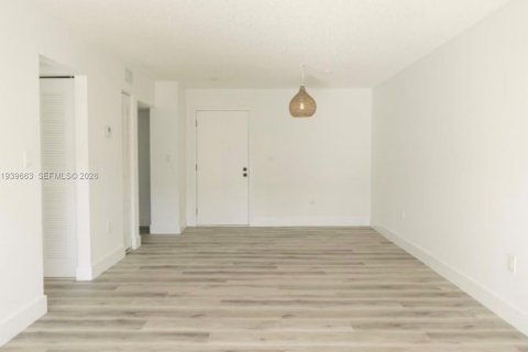 Condo à Pinecrest, Floride, 1 chambre  № 1997274