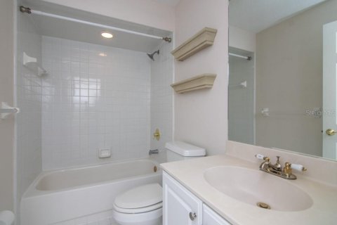 Touwnhouse à louer à Tampa, Floride: 3 chambres, 137.5 m2 № 2416593 - photo 25