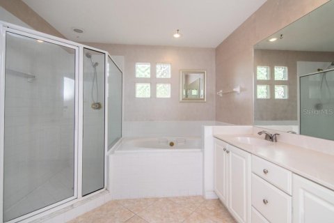 Touwnhouse à louer à Tampa, Floride: 3 chambres, 137.5 m2 № 2416593 - photo 22