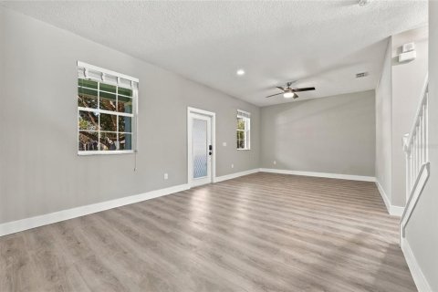 Adosado en venta en Winter Garden, Florida, 3 dormitorios, 162.67 m2 № 2429038 - foto 14