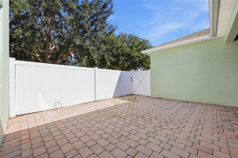 Adosado en venta en Winter Garden, Florida, 3 dormitorios, 162.67 m2 № 2429038 - foto 29