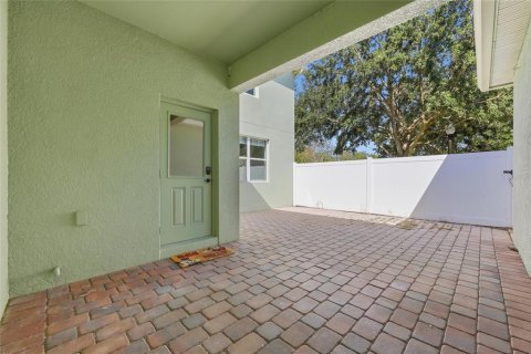 Adosado en venta en Winter Garden, Florida, 3 dormitorios, 162.67 m2 № 2429038 - foto 27