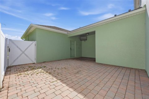 Adosado en venta en Winter Garden, Florida, 3 dormitorios, 162.67 m2 № 2429038 - foto 30