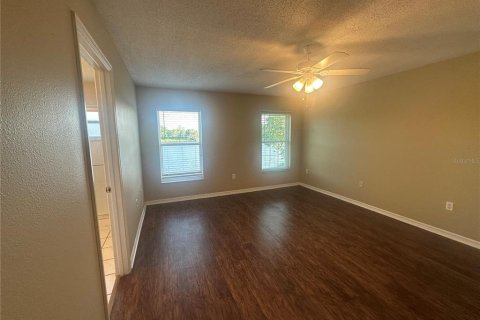 Casa en venta en Kissimmee, Florida, 3 dormitorios, 124.67 m2 № 1850033 - foto 10
