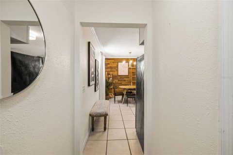 Villa ou maison à louer à Tampa, Floride: 1 chambre, 55.74 m2 № 2416698 - photo 2