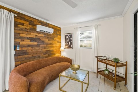 Villa ou maison à louer à Tampa, Floride: 1 chambre, 55.74 m2 № 2416698 - photo 12