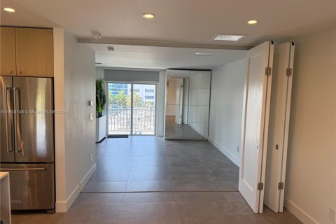 Copropriété à louer à Miami Beach, Floride: 1 chambre, 54.81 m2 № 1957598 - photo 9