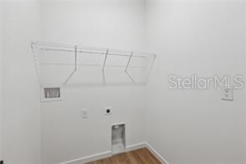 House in Palm Coast, Florida 3 bedrooms, 161.84 sq.m. № 2317483 - photo 12