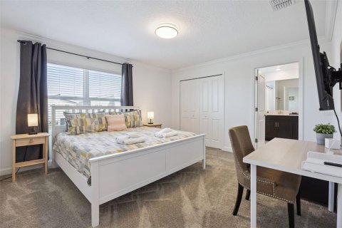Townhouse in Davenport, Florida 4 bedrooms, 177.81 sq.m. № 2155612 - photo 15