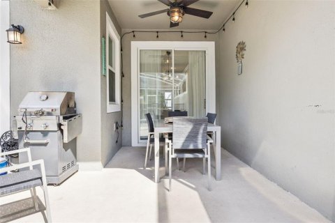 Townhouse in Davenport, Florida 4 bedrooms, 177.81 sq.m. № 2155612 - photo 17