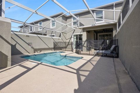 Townhouse in Davenport, Florida 4 bedrooms, 177.81 sq.m. № 2155612 - photo 21