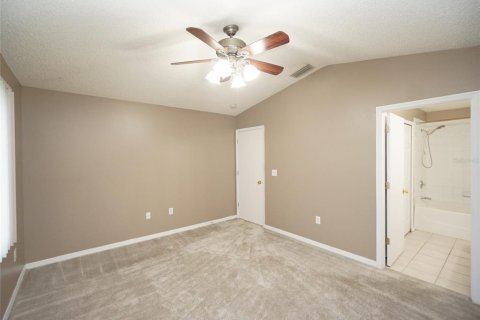 Villa ou maison à louer à Valrico, Floride: 3 chambres, 119.84 m2 № 2410477 - photo 12