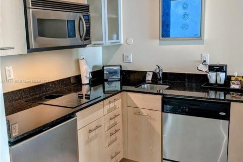 Condominio en venta en Fort Lauderdale, Florida, 1 dormitorio, 57.32 m2 № 1867085 - foto 6
