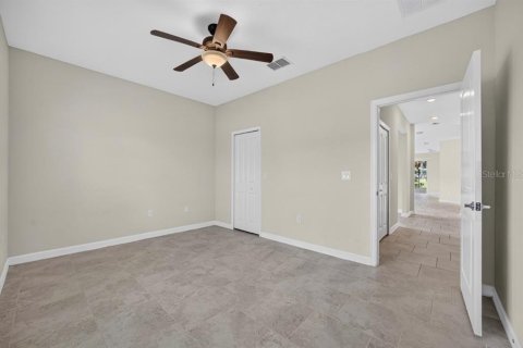 Villa ou maison à vendre à Clermont, Floride: 2 chambres, 139.63 m2 № 2330947 - photo 15