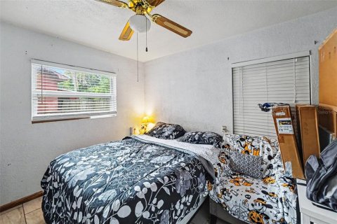 House in Clearwater, Florida 2 bedrooms, 103.77 sq.m. № 2113771 - photo 11