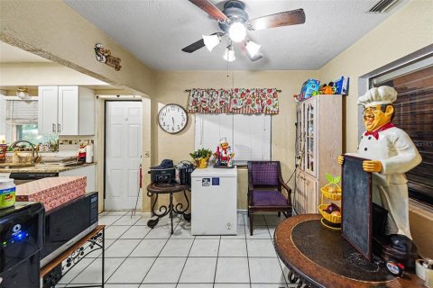 House in Clearwater, Florida 2 bedrooms, 103.77 sq.m. № 2113771 - photo 4