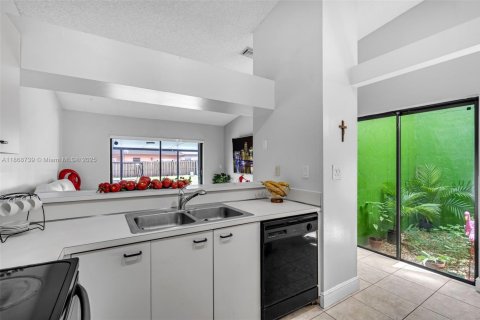 Купить виллу или дом в Хайалиа, Флорида 3 спальни, 149.76м2, № 1896528 - фото 8