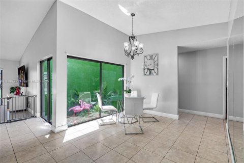 Купить виллу или дом в Хайалиа, Флорида 3 спальни, 149.76м2, № 1896528 - фото 5