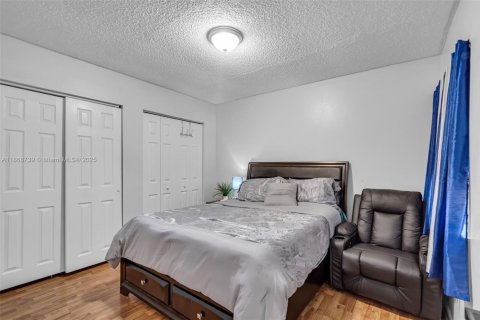 Купить виллу или дом в Хайалиа, Флорида 3 спальни, 149.76м2, № 1896528 - фото 12