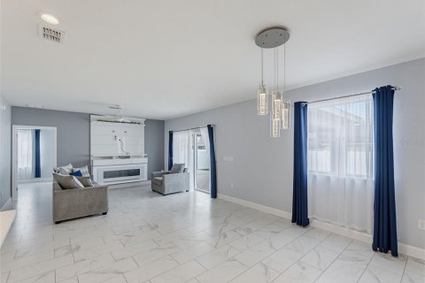 Villa ou maison à vendre à Lakeland, Floride: 5 chambres, 297.29 m2 № 2407110 - photo 14