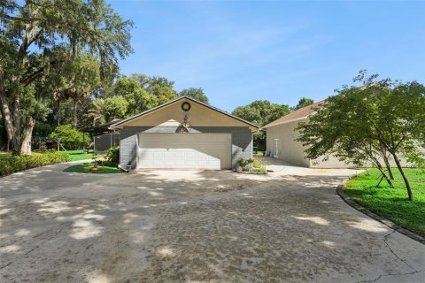Casa en venta en Apopka, Florida, 4 dormitorios, 230.03 m2 № 2358195 - foto 2