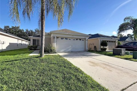 House in Wesley Chapel, Florida 3 bedrooms, 117.34 sq.m. № 2353247