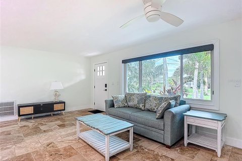 House in Hudson, Florida 3 bedrooms, 144 sq.m. № 1907819 - photo 9