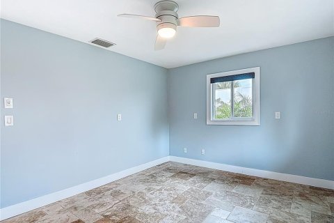 House in Hudson, Florida 3 bedrooms, 144 sq.m. № 1907819 - photo 25
