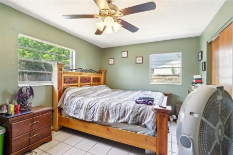 House in Tavares, Florida 3 bedrooms, 95.22 sq.m. № 1736548 - photo 20