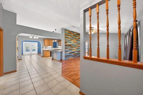 Casa en venta en Mount Dora, Florida, 4 dormitorios, 157.19 m2 № 2142503 - foto 4