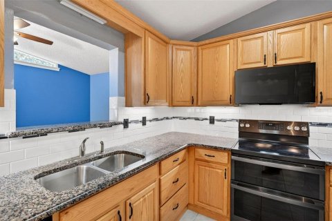 Casa en venta en Mount Dora, Florida, 4 dormitorios, 157.19 m2 № 2142503 - foto 15