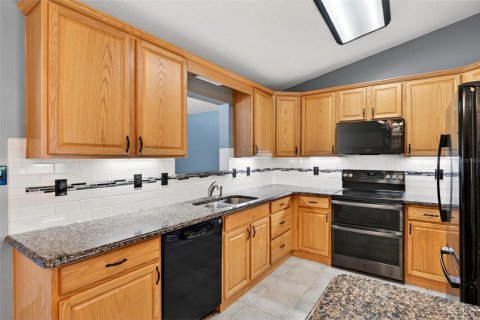 Casa en venta en Mount Dora, Florida, 4 dormitorios, 157.19 m2 № 2142503 - foto 14