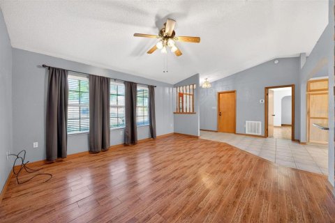 Casa en venta en Mount Dora, Florida, 4 dormitorios, 157.19 m2 № 2142503 - foto 7