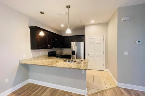 House in Kissimmee, Florida 2 bedrooms, 85.75 sq.m. № 2105315 - photo 7