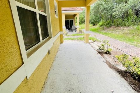 House in Kissimmee, Florida 2 bedrooms, 85.75 sq.m. № 2105315 - photo 4