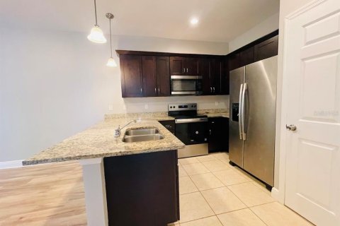 House in Kissimmee, Florida 2 bedrooms, 85.75 sq.m. № 2105315 - photo 8