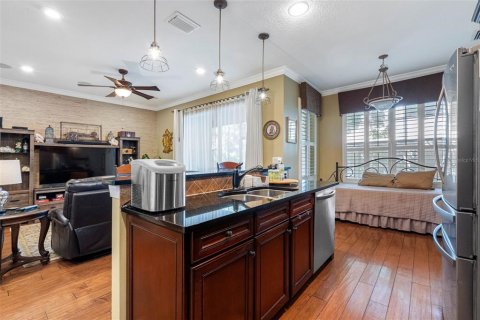 Adosado en alquiler en Largo, Florida, 3 dormitorios, 186.92 m2 № 1915695 - foto 13