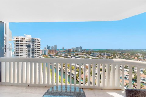 Condo in Aventura, Florida, 3 bedrooms  № 2043293 - photo 20