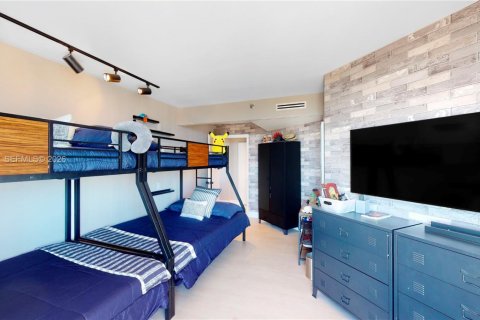 Condo in Aventura, Florida, 3 bedrooms  № 2043293 - photo 14