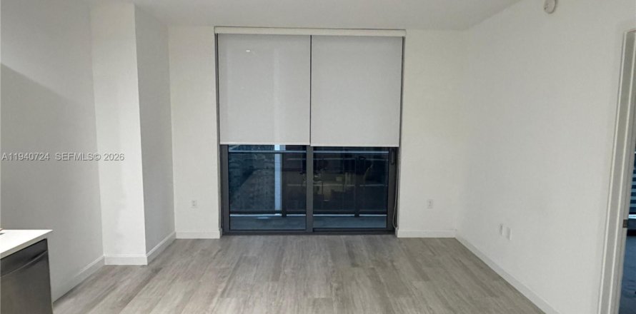 Condo in Miami, Florida, 1 bedroom  № 2002294