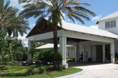 Casa en venta en West Palm Beach, Florida, 3 dormitorios, 184.32 m2 № 1957024 - foto 30