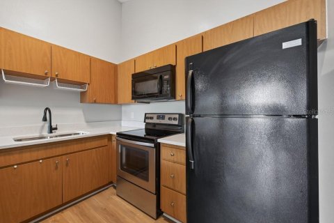 Condominio en venta en Tampa, Florida, 2 dormitorios, 73.11 m2 № 2110866 - foto 14