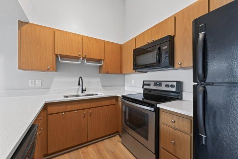 Condominio en venta en Tampa, Florida, 2 dormitorios, 73.11 m2 № 2110866 - foto 15