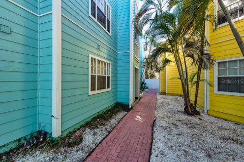 Condominio en venta en Tampa, Florida, 2 dormitorios, 73.11 m2 № 2110866 - foto 2