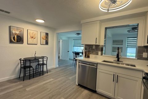 Casa en venta en New Port Richey, Florida, 3 dormitorios, 123.37 m2 № 1902852 - foto 7