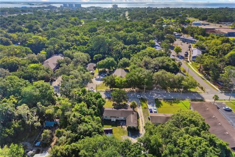 Immobilier commercial à vendre à Titusville, Floride: 7 chambres, 259.75 m2 № 2312304 - photo 27