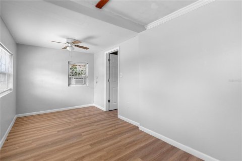 Immobilier commercial à vendre à Titusville, Floride: 7 chambres, 259.75 m2 № 2312304 - photo 20