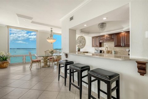 Condominio en venta en Sarasota, Florida, 2 dormitorios, 161.28 m2 № 2278081 - foto 14
